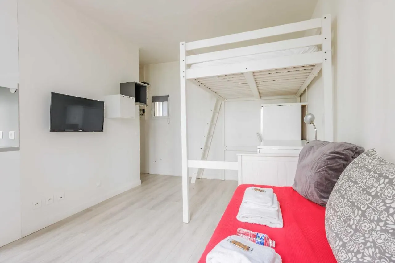 Cozy Studio In The Heart Of Montmartre - Blanches 2 Daire Paris 0*,  Fransa